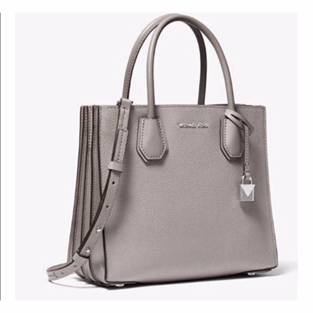 Micheal Kors Accordion Mercer Bag In Pearl Gray